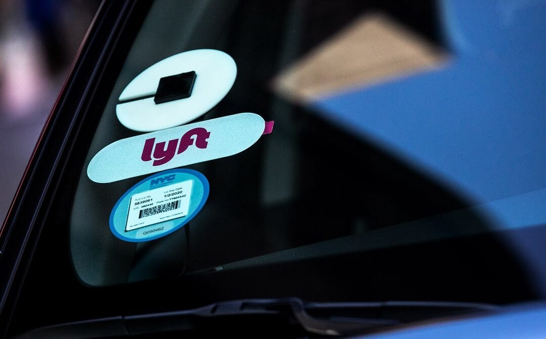 Uber and Lyft Are More Likely to Fire Drivers of Color, Report Says
